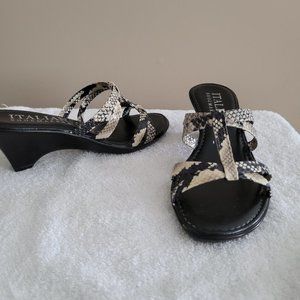 Women's Italian Sandals - Animal Print -Size 5 M